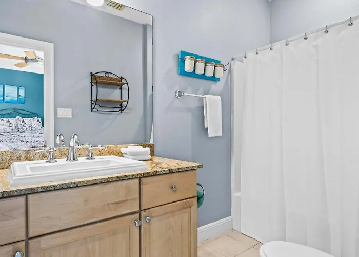 Vitamin Sea 3 Min Walk To The Sleeps 13 Holiday home Gulf Shores